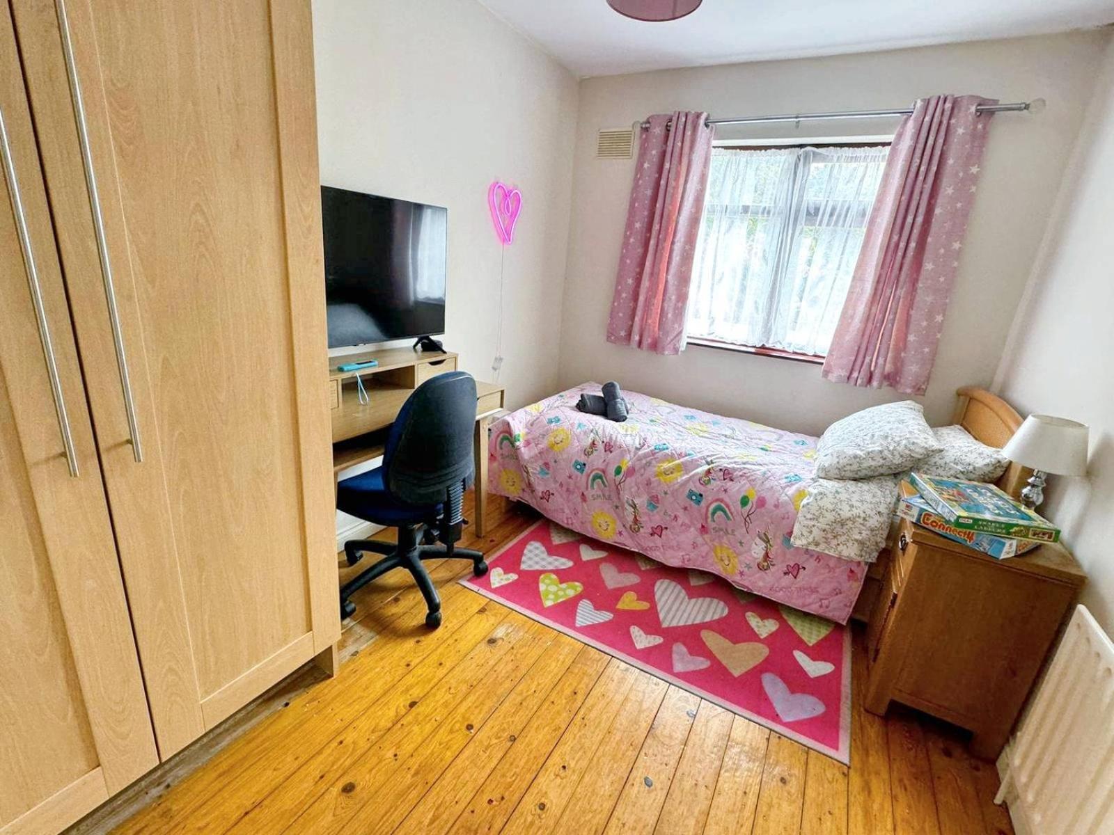 Spacious Family Friendly 4br Near Town Casa vacanze *