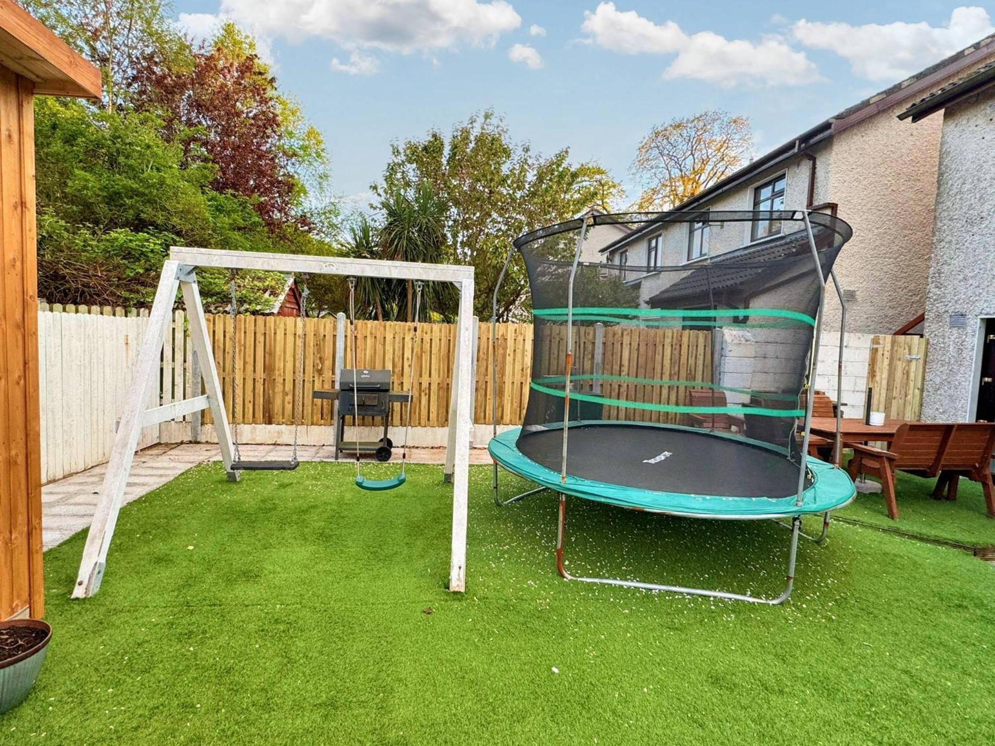 Casa vacanze Spacious Family Friendly 4br Near Town